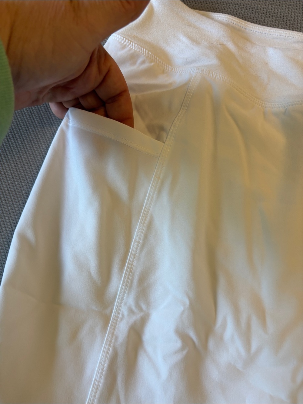 Addison bay size S White athletic skirt with Pink Ruffle Hem NWT - Picture 6 of 10
